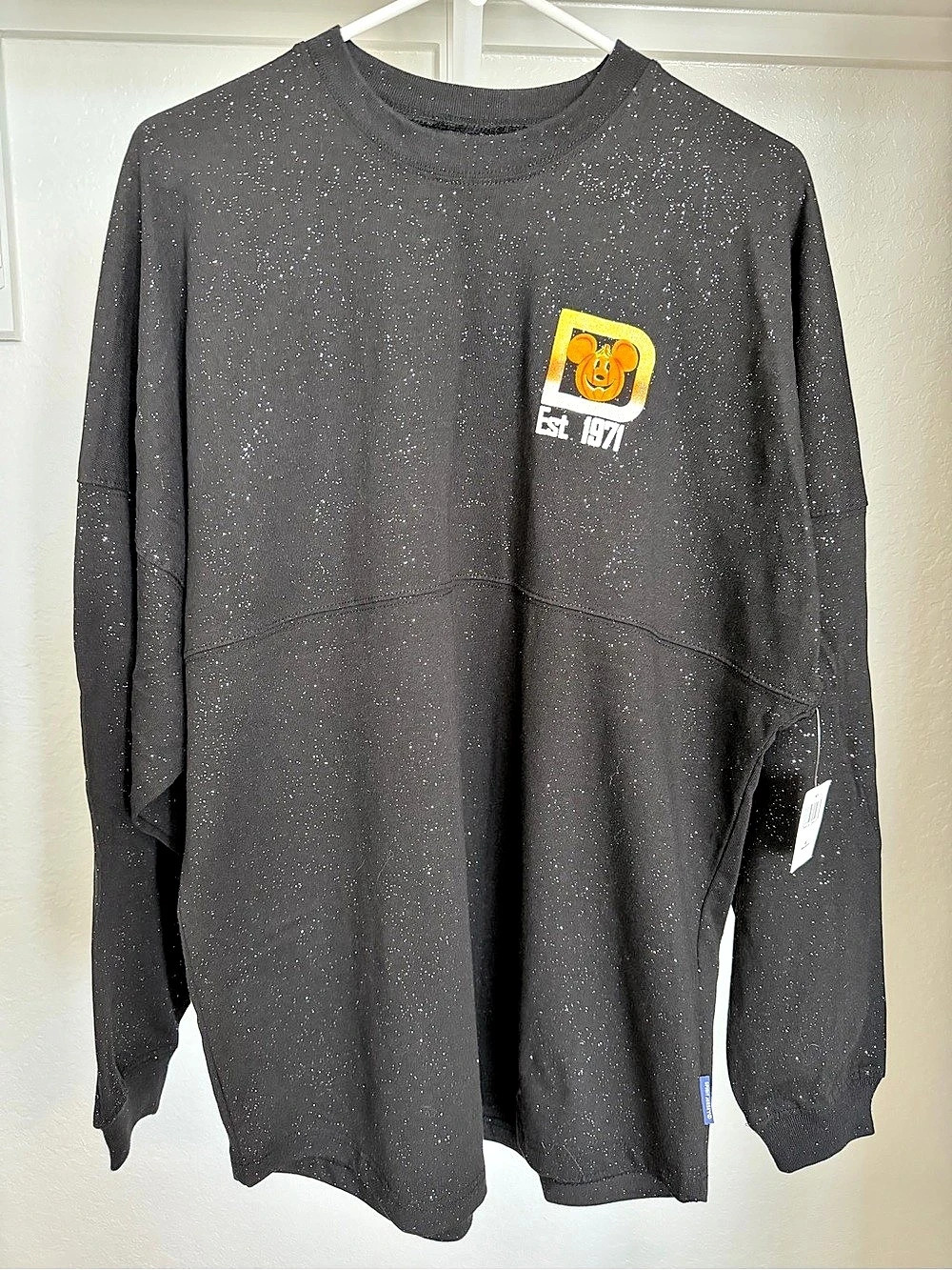 Halloween Candy Corn Disney Spirit Jersey Black sparkle Size Medium NWT